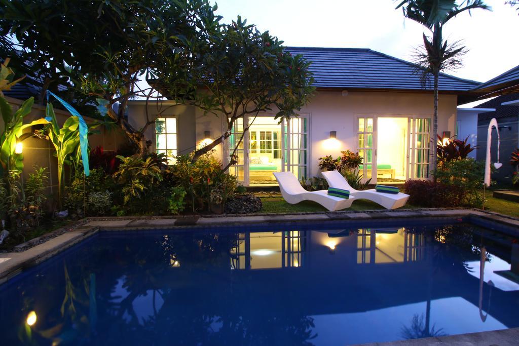 Villa Alam Biru II Sanur Szoba fotó