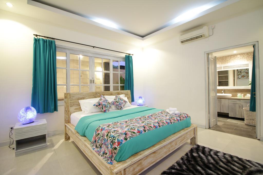 Villa Alam Biru II Sanur Szoba fotó