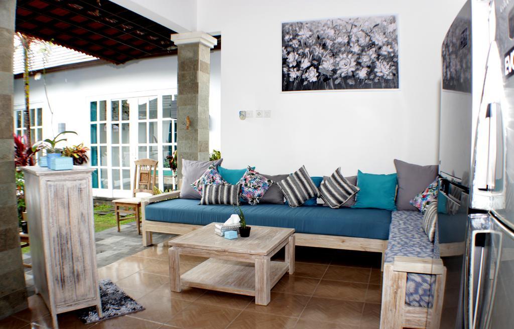 Villa Alam Biru II Sanur Szoba fotó