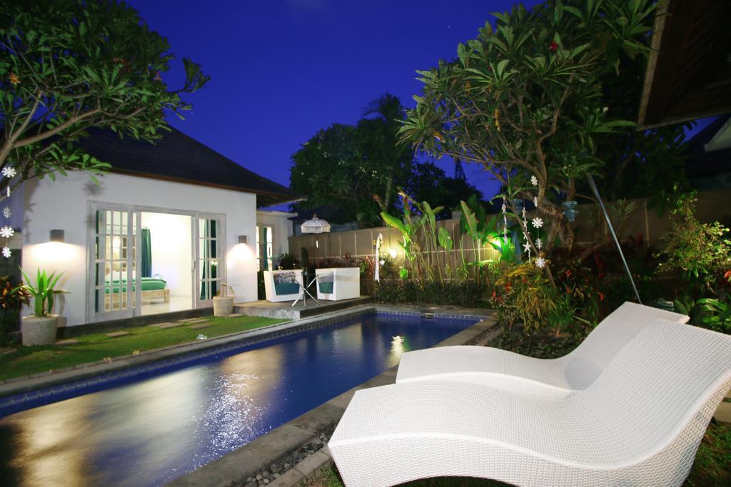 Villa Alam Biru II Sanur Szoba fotó